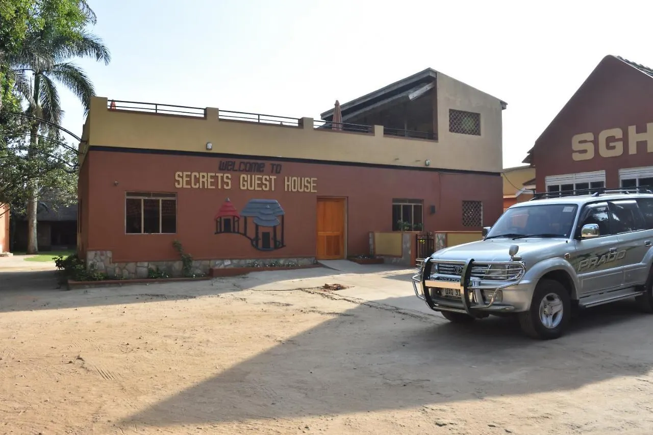 Secrets Guest House Entebbe