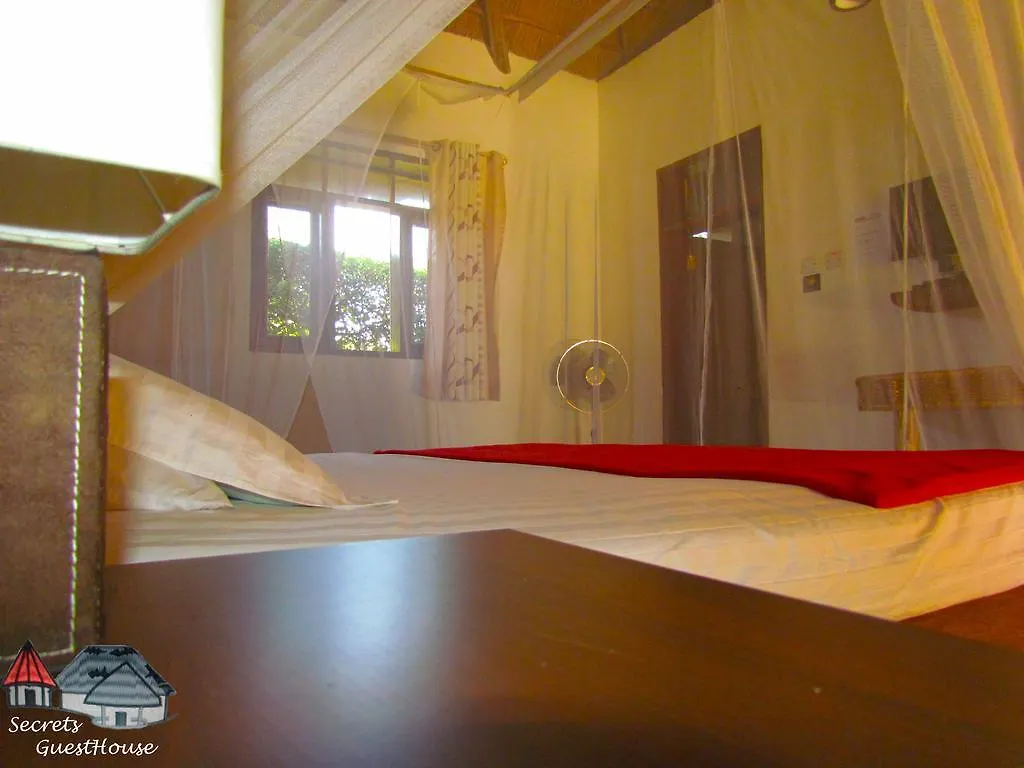 Secrets Guest House Entebbe