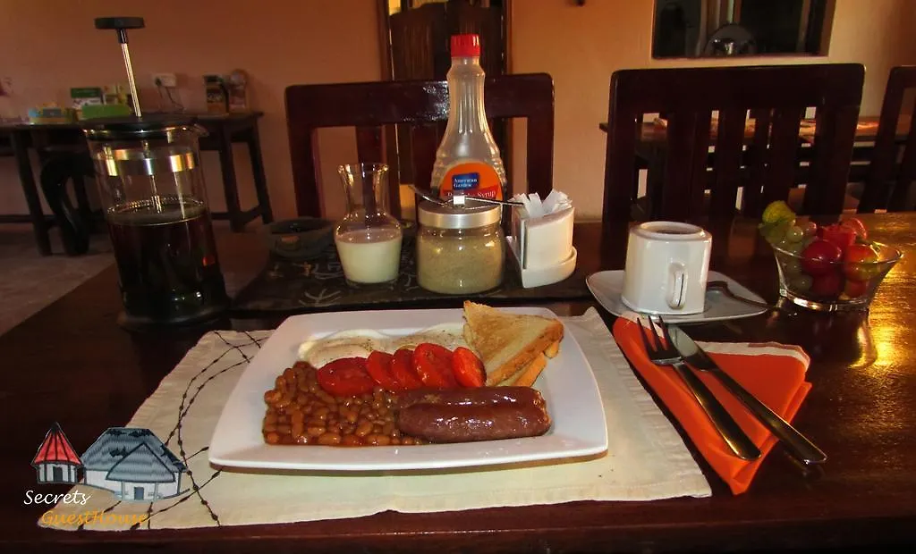 Secrets Guest House Entebbe