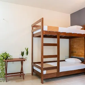 https://casa-sabina-bacalar.quintano-roohotels.com